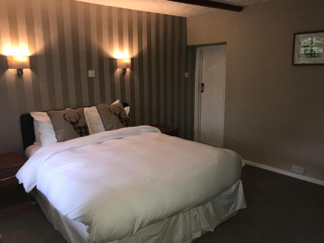 The Sycamore Inn Birch Vale Экстерьер фото
